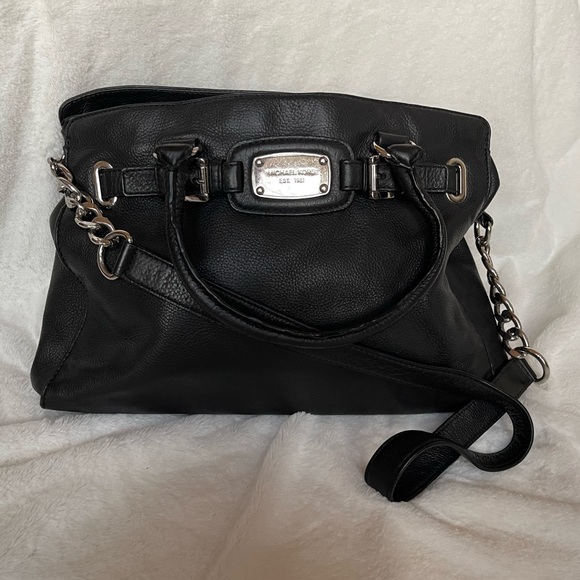 Michael Kors Handbags - EUC Michael Kors black leather bag